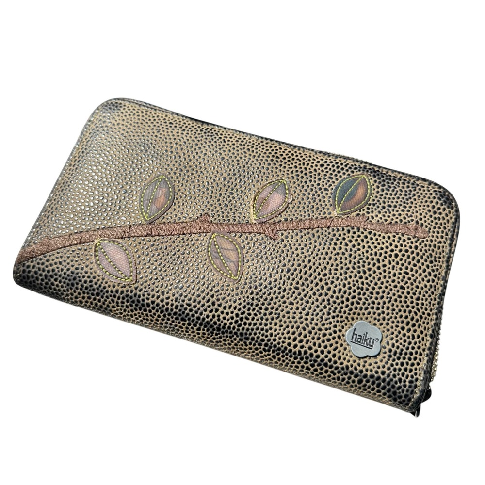 Haiku by Sharon Eisenhauer Zip Around Wallet 8" x 4.5" Tan Black Pebble Leather